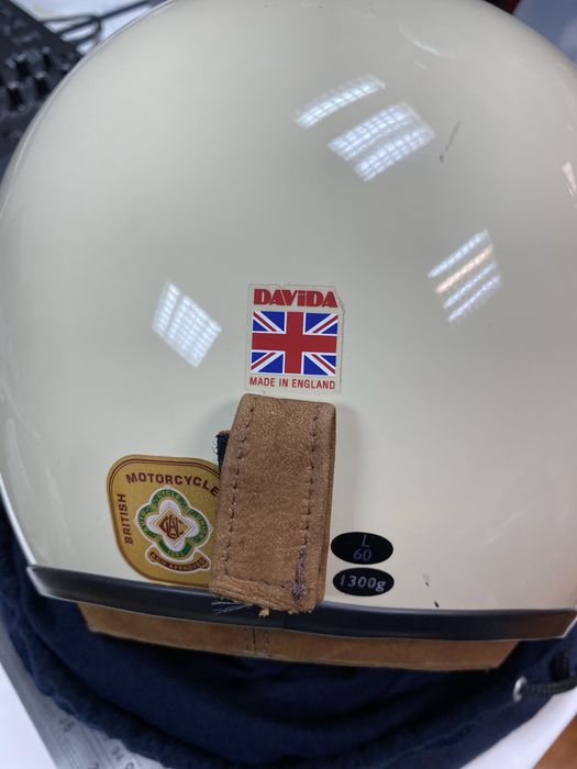 Capacete davida branco