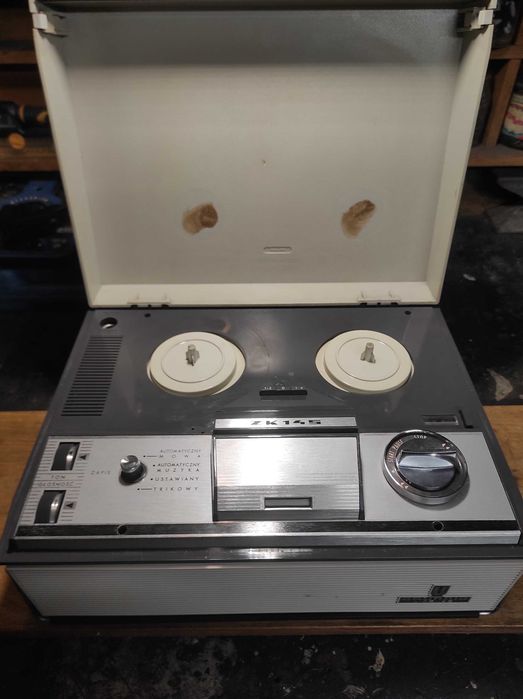 Magnetofon GRUNDIG ZK 145