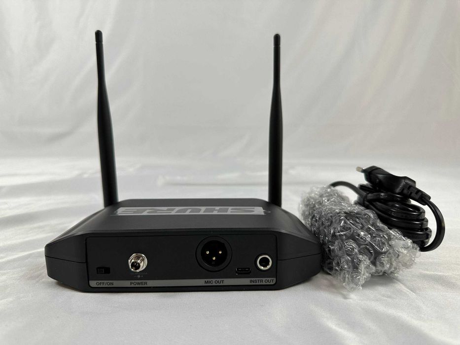 Shure GLXD4+ – Odbiornik Systemu Bezprzewodowego z Adapterem