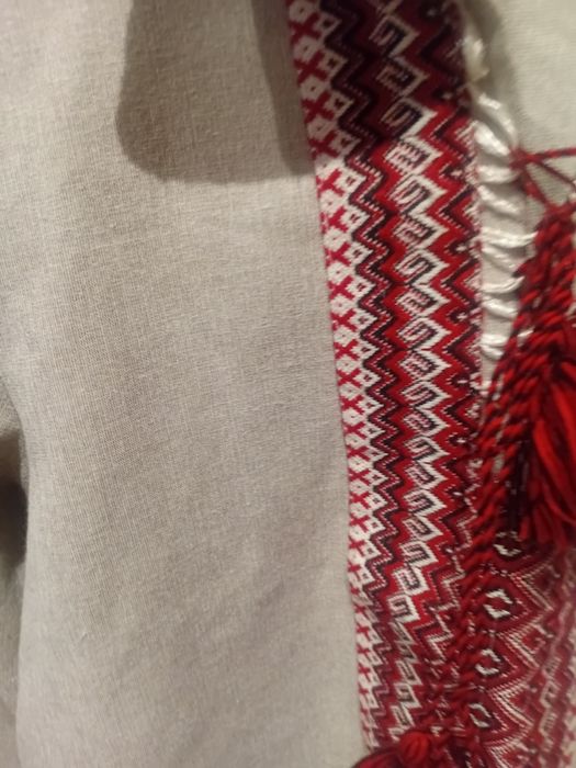 Вишиванка для хлопця на8/9 років