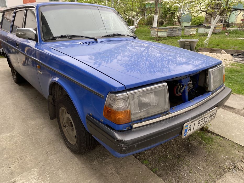 Volvo 245 2.4 дизель / 1985 року