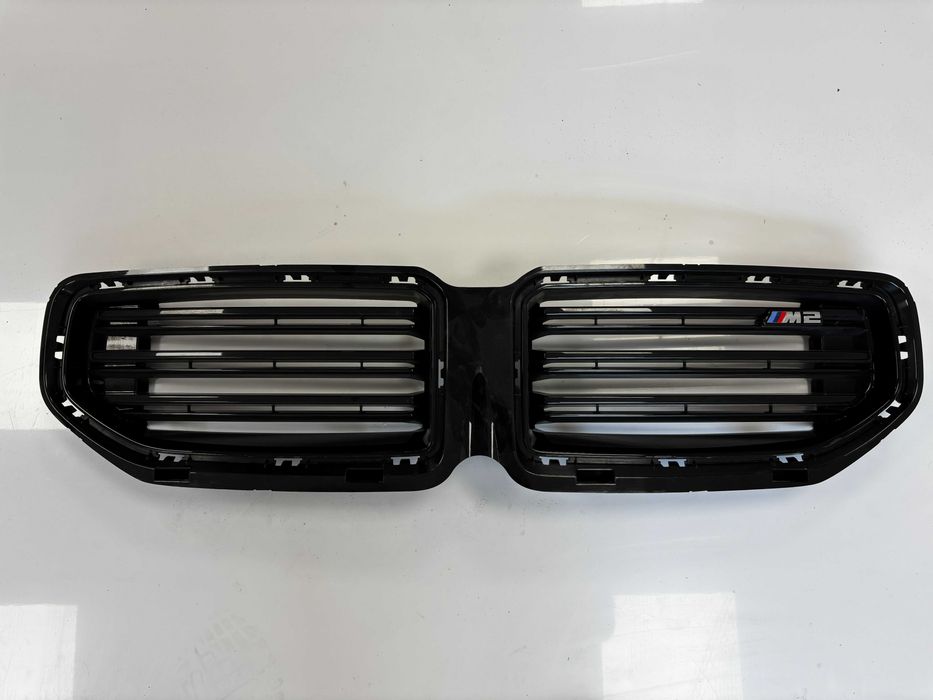 Atrapa Grill Nerki Shadow Line BMW M2 G87 23- Ze Znaczkiem OE 5113172396