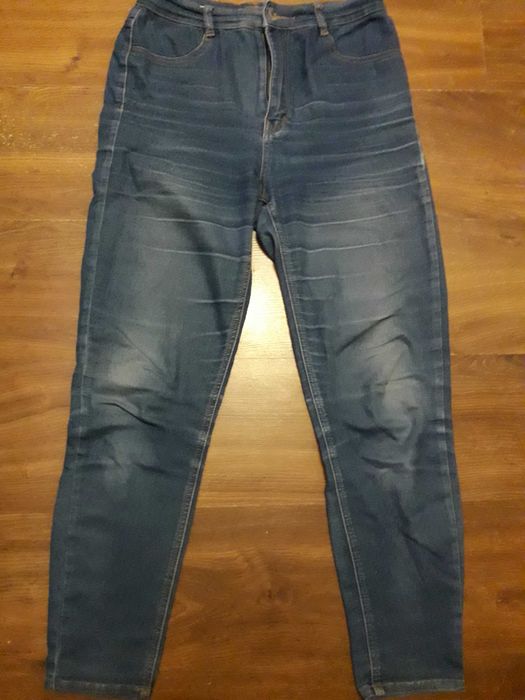 spodnie jeansowe
