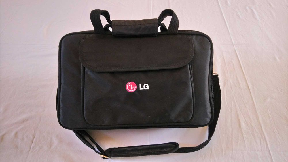 (Ref: MC#008) Réctro-Projector Home Cinema DX125 DLP + Mala de Transp.