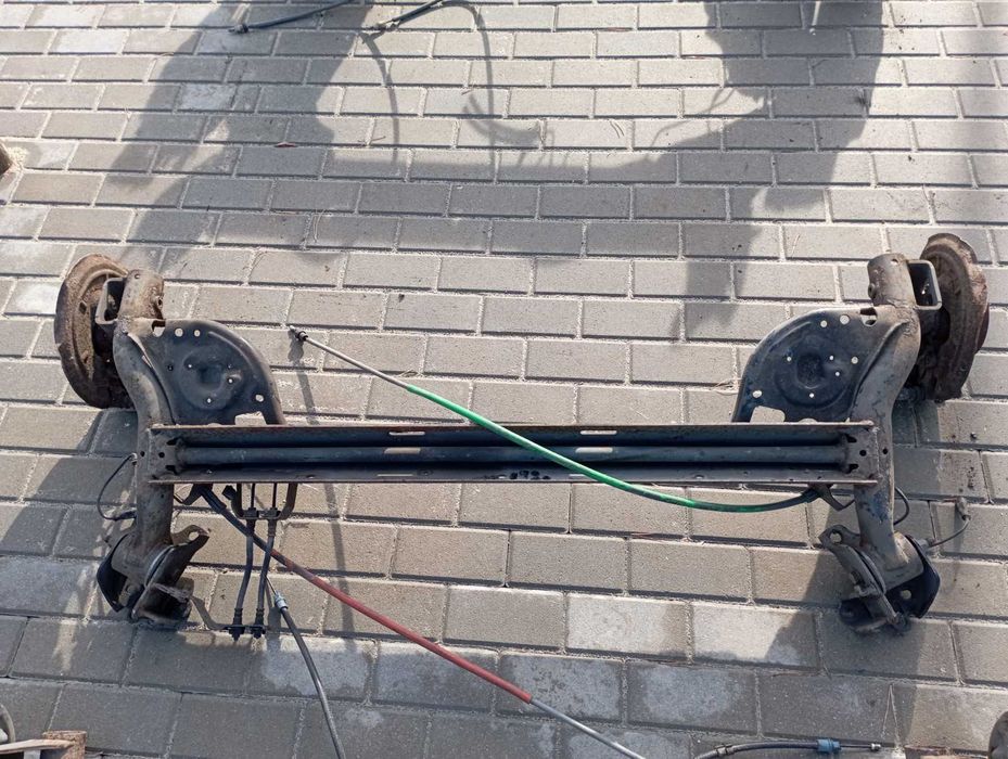 Балка задньої підвіски Renault Clio 3