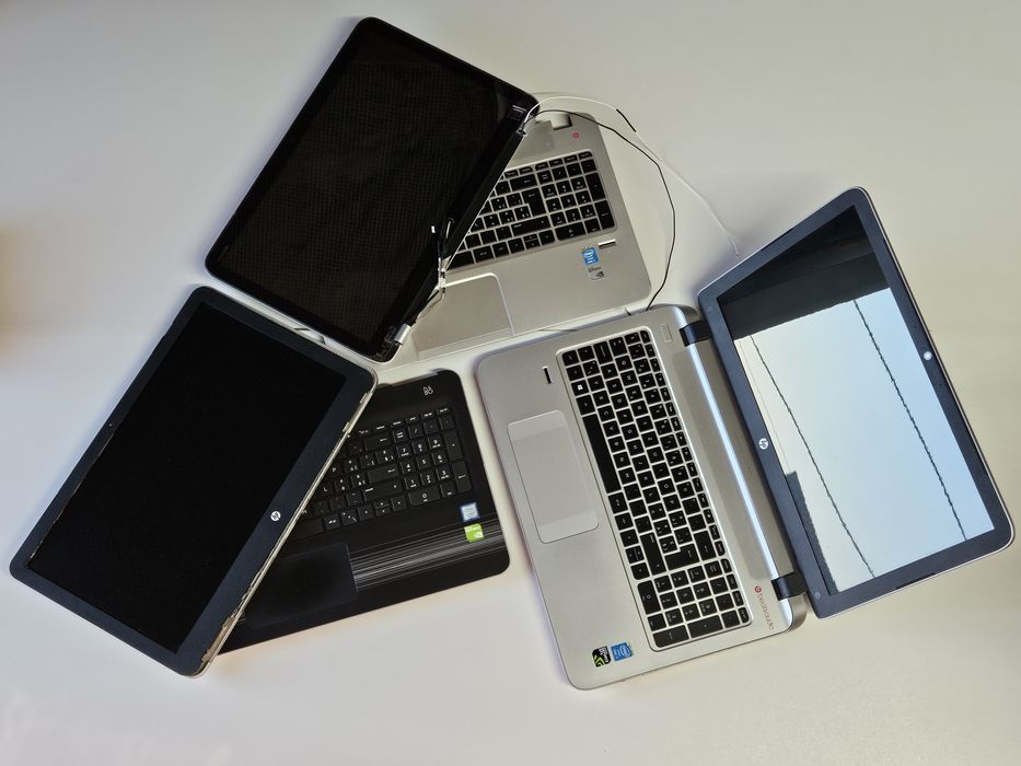 Ноутбуки HP Pavilion, Envy з відеокартами на запчастини / під відновле