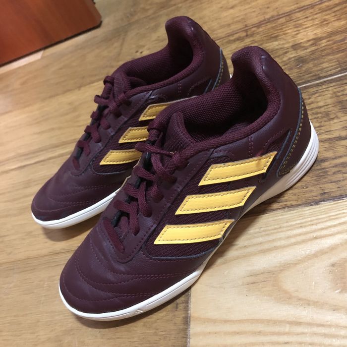 Halówki Adidas FR 35