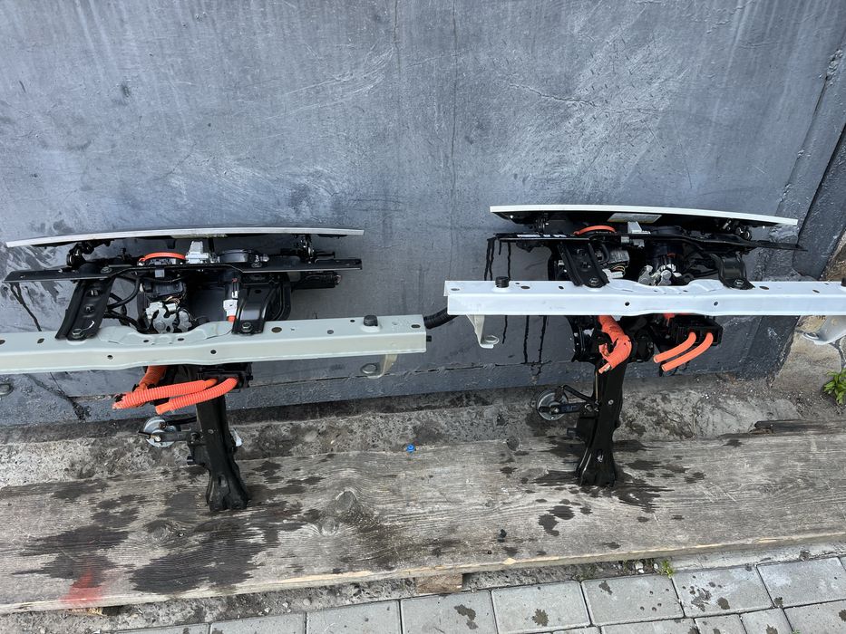 Leaf 2 лиф 2 порт зарядки  телефізор