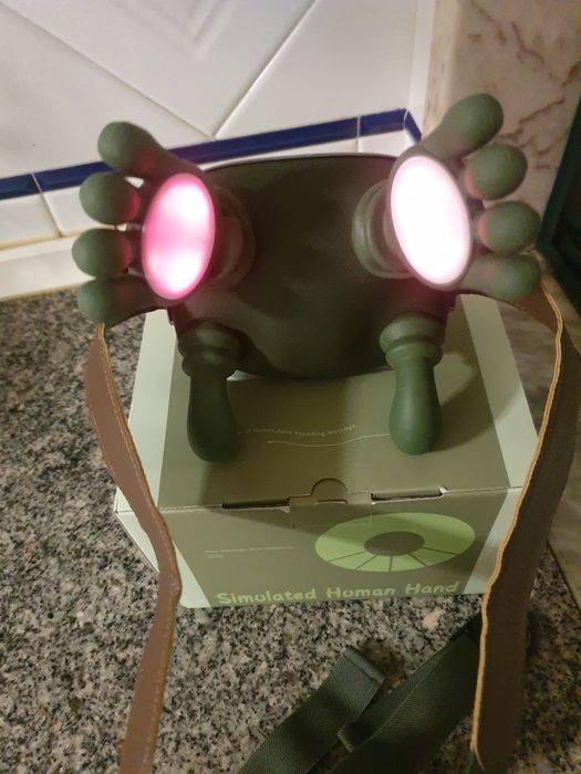 Massajador simulador mão humana