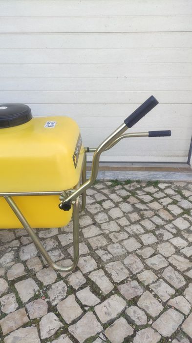 Pulverizador carrinho de mão mão Banza P25 2R