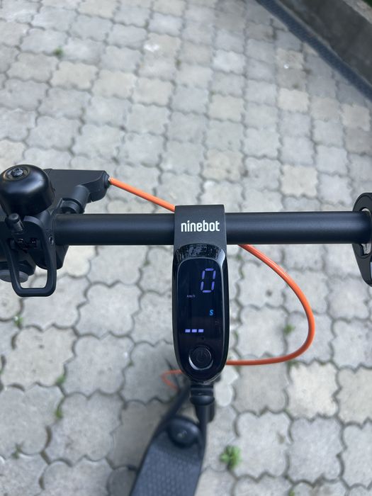 Електросамокат Segway-Ninebot F2 Plus E, майже новий, 130 км пробіг, ще на гарантії