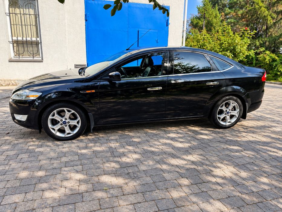 Ford Mondeo 2008 на автоматі у максимальній комплектації
