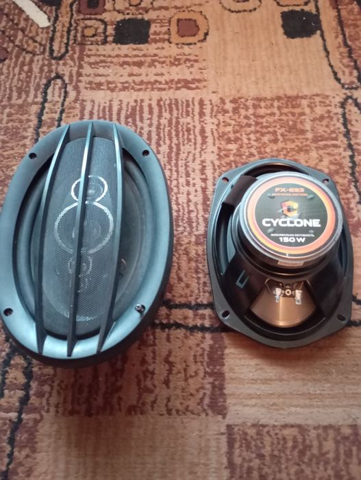 Продам динамики и автомагнитолы.