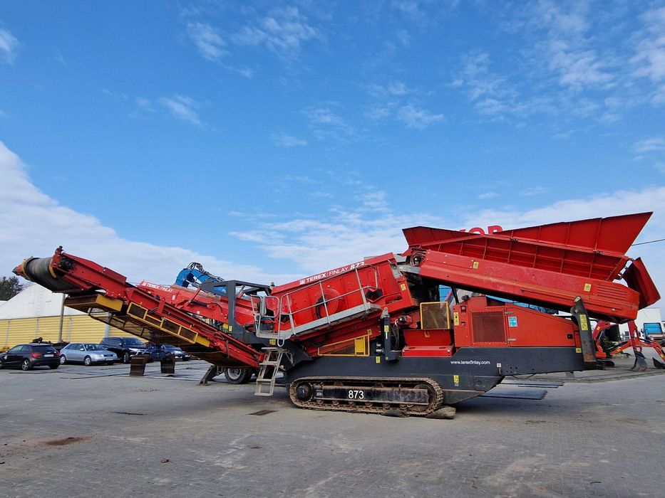 Wynajem kruszarek, przesiewaczy, rozdrabniaczy