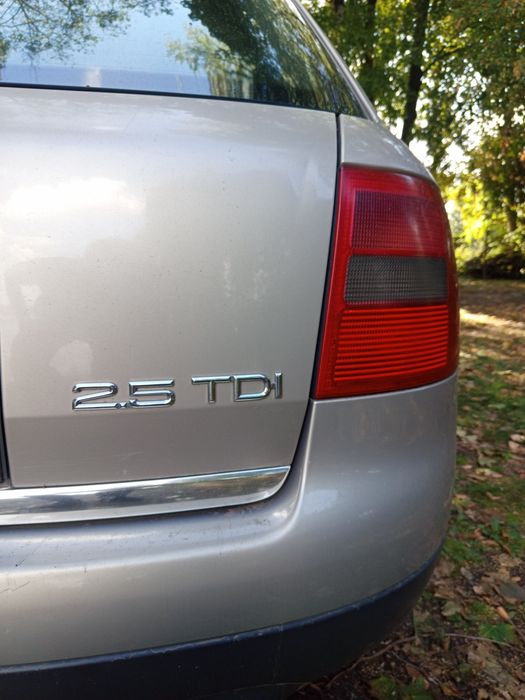 Ауди А6 С5 2.5 tdi на повному ходу без вкладень