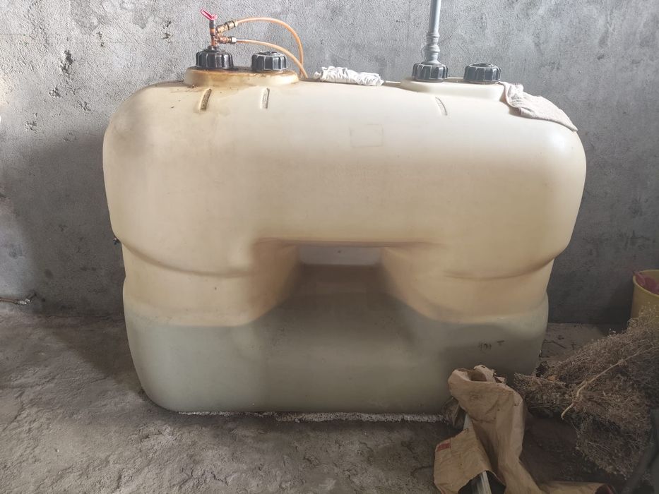 Depósito de gasóleo ,gasóleo ,caldeira