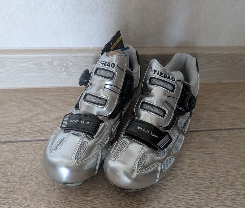 Контактні велотуфлі TIEBAO розмір 40 255мм