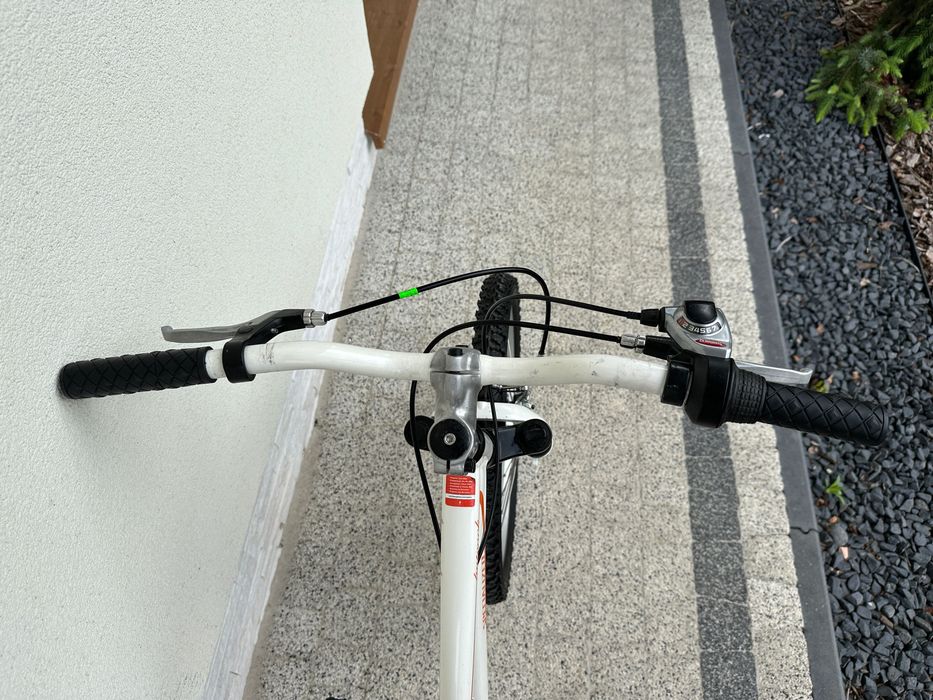 Rower SPECIALIZED - koła 20, aluminiowy, amortyzacja, Shimano
