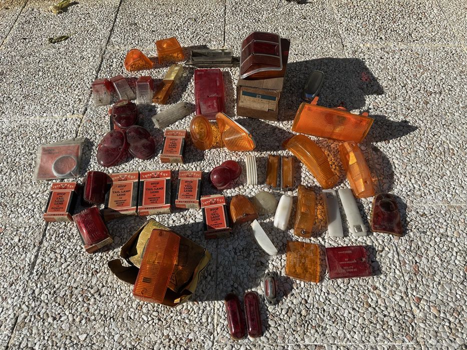 Farolins e Vidros de Carros Antigos