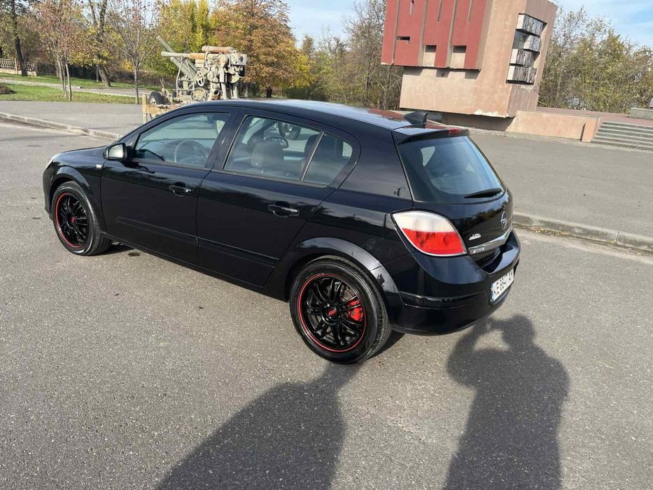 Продам  опель срочно !