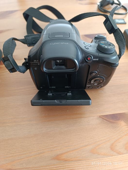Sony Cyber-Shot DSC-HX400