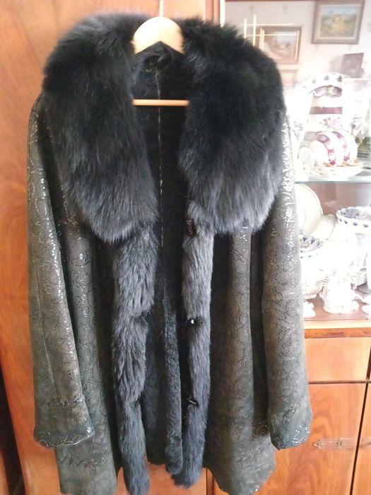 Дублянка, натуральна шіра з лазерним покриттям т песцовим коміром