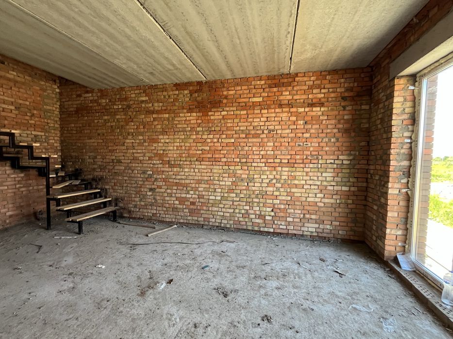 Продаж 2 поверхових таунхаусів. Без комісії для покупця.