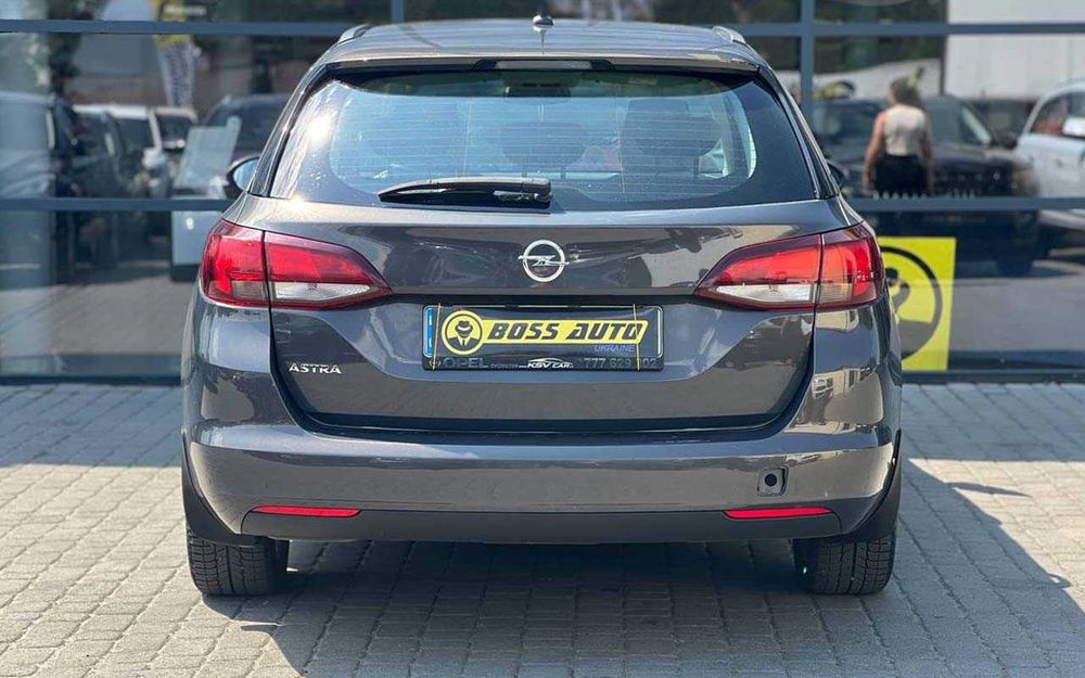 Opel Astra 2016 року