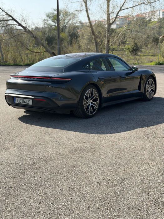 Porsche Taycan 4S Bateria Performance Plus