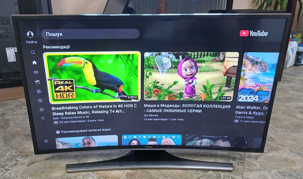 Телевізор Samsung UE40JU6550U 4K Ultra HD Smart TV Wi-Fi  вигнутий бв