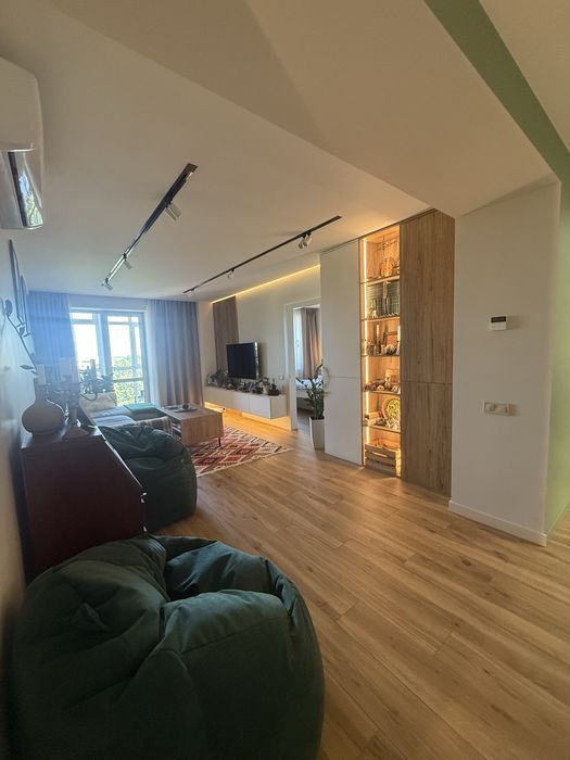 Продаж 2 кім квартири Жасминова