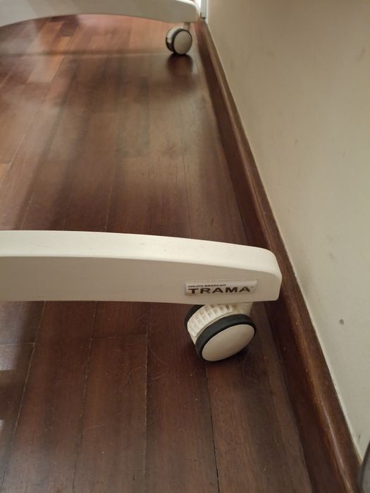 Vendo berço baloiço da TRAMA