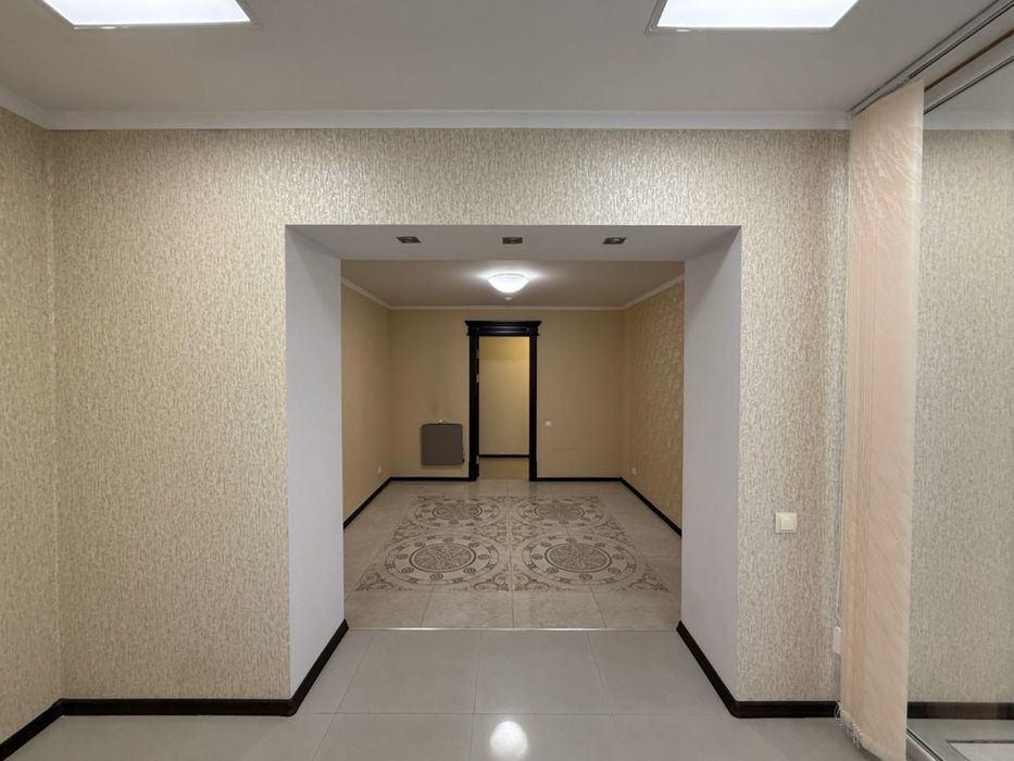 Фасадное помещение в центре города