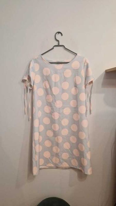 Sukienka w grochy kropki elegancka ślub komunia chrzciny