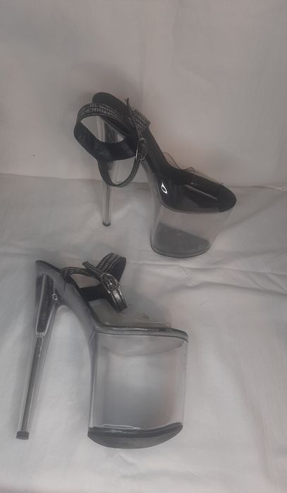 Босоніжки стріпи