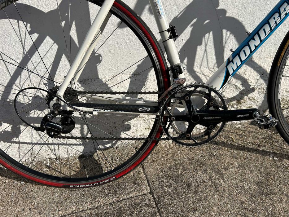 Bicicleta de estrada Mondraker