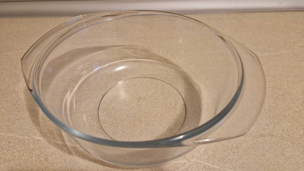 Pirex para forno oval transparente, em vidro