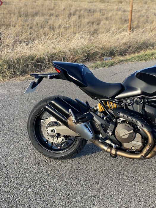 Ducati Monster 821 Dark