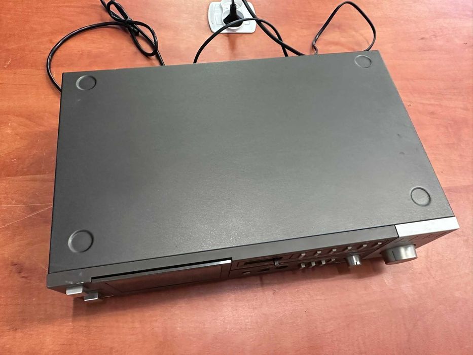 Magnetofon Universum C2330