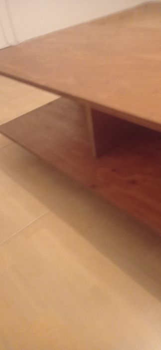 Mesa de centro em madeira