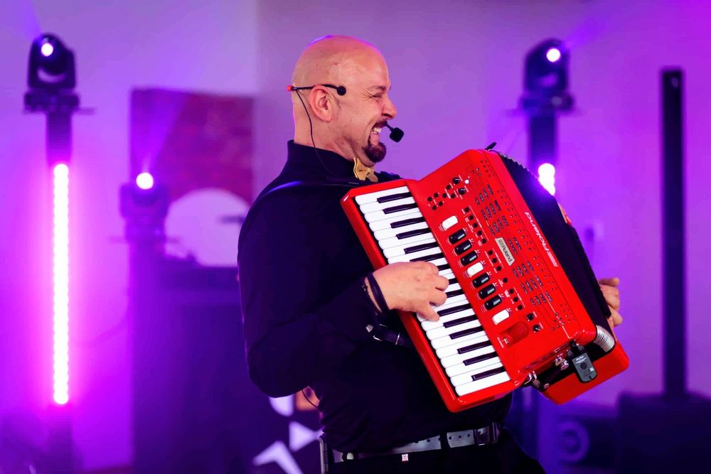 Dj Bronkus  na Twoją impreze 18-stka wesele urodziny rocznica ślubu