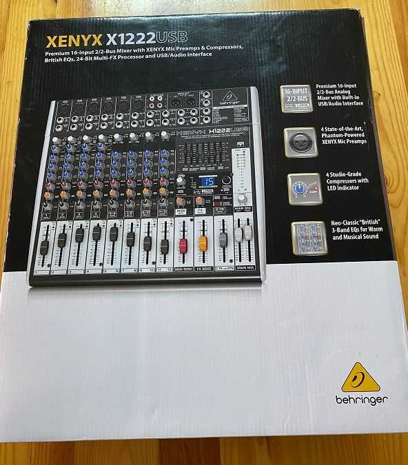 Behringer XENYX X1222USB