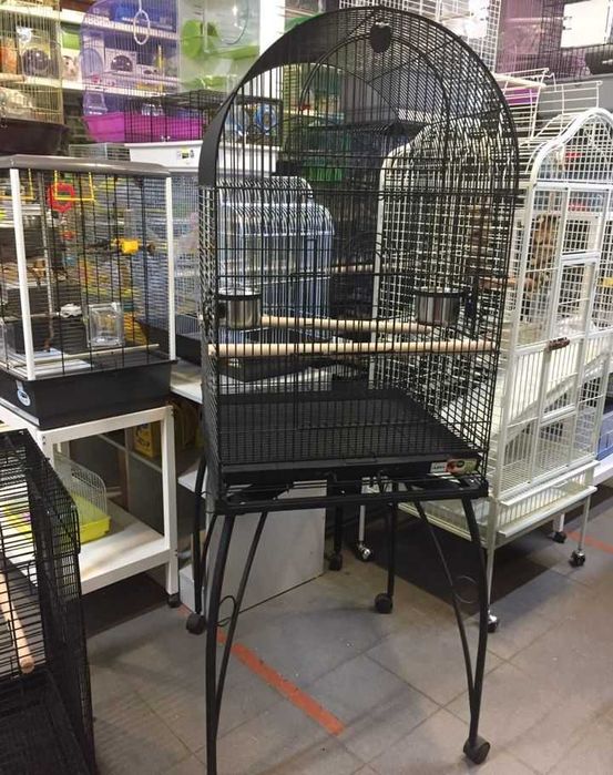 Клетка-вольер для попугаев открывается свеху для выгула