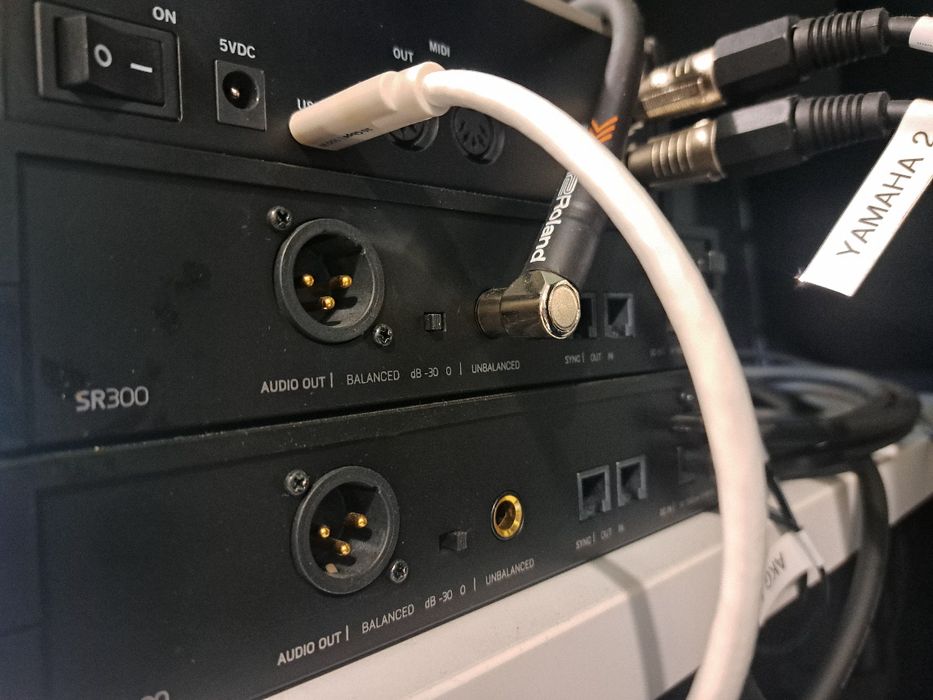 Nadajnik bezprzewodowy - Gitara, Klawisze, Wokal AKG DMS300