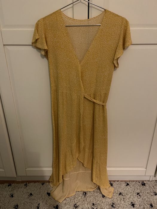 Vestido envelope amarelo