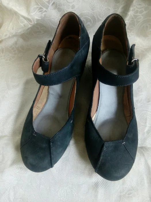 TANIO!!! pantofle, czułenka na koturnie CLARKS r:37/ost1.