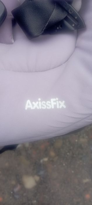 Автокрісло 0+ AxissFix