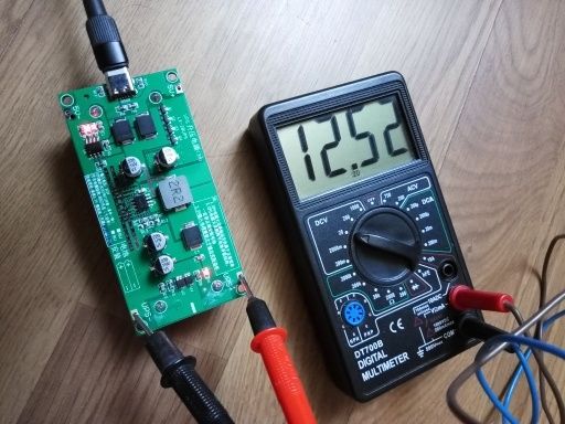 Бесперебойник UPS до роутера, Led стрічки, 9, 12 вольт 20Вт на 18650