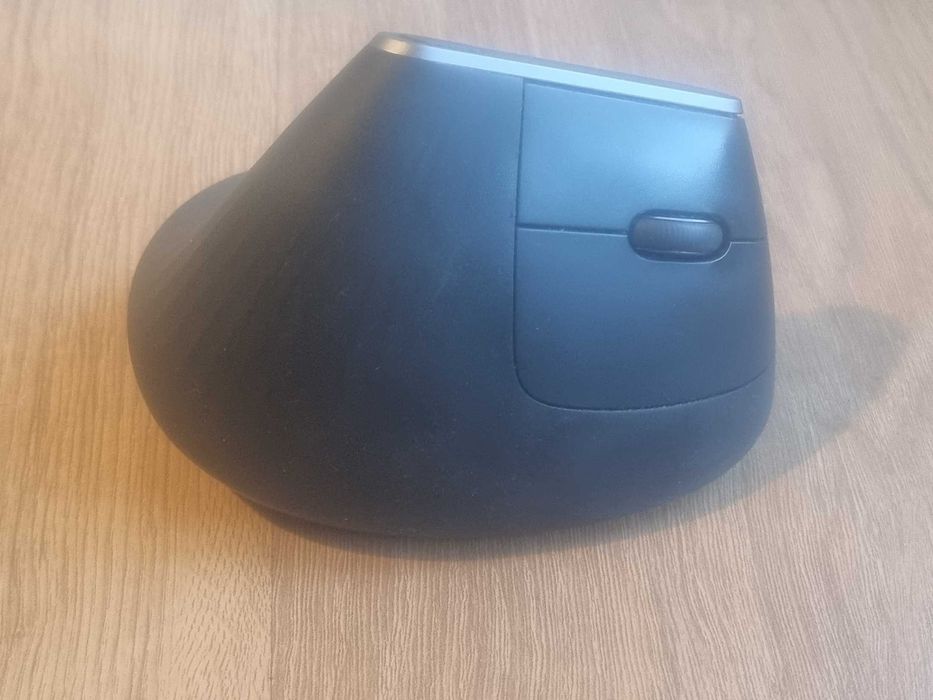 Logitech MX Vertical Mouse447462637998581763