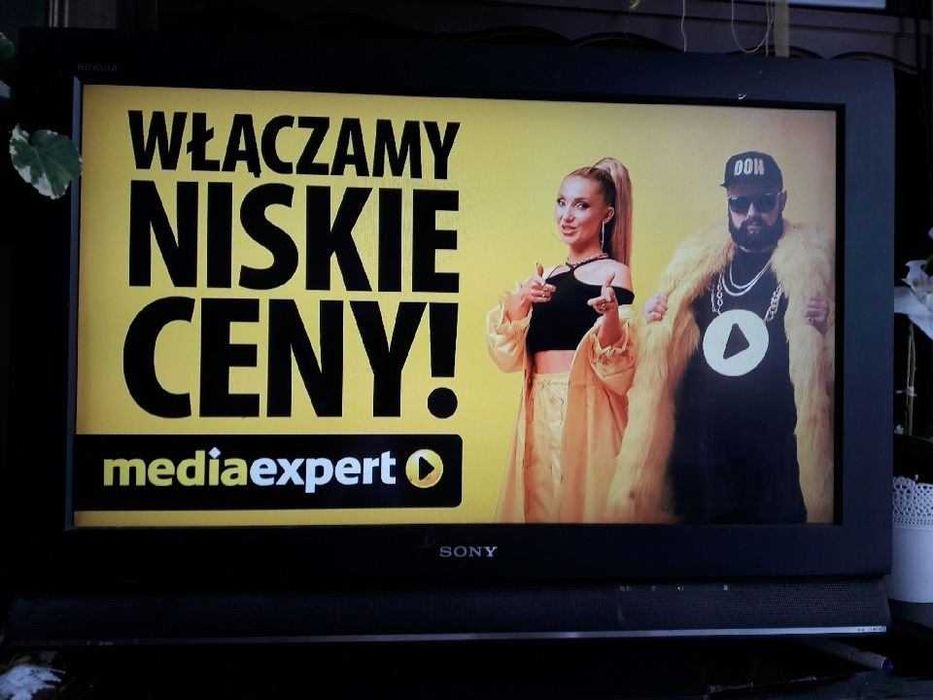 Telewizor i odtwarzacz dvd z pilotem